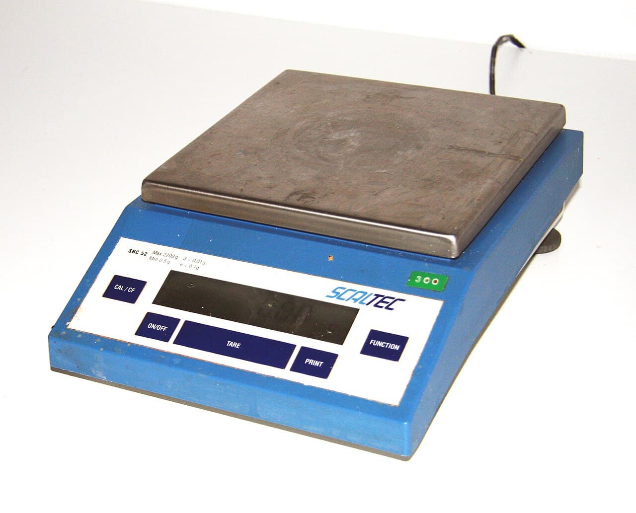 Digital laboratory balance scale
